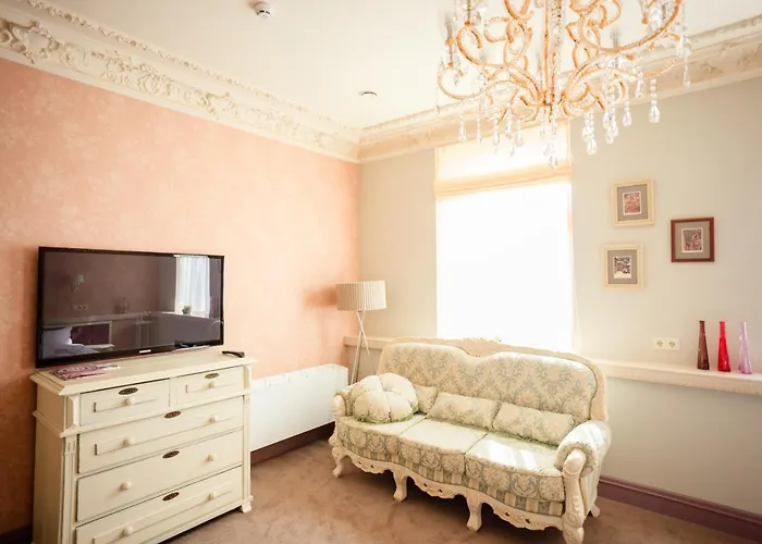 Kharkiv hotels near Strilka Square